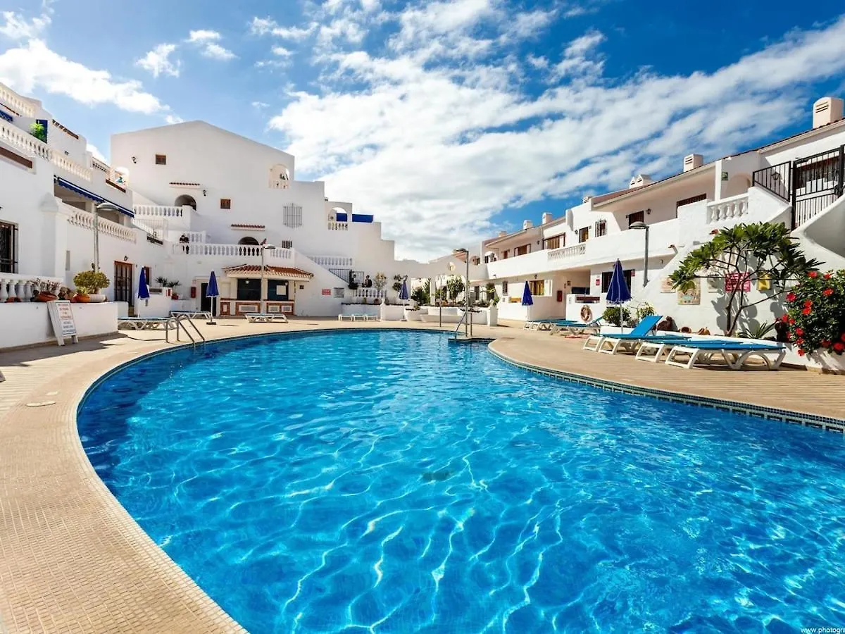 Port Royale Shine And Bright, Heated Pool Apartment Los Cristianos