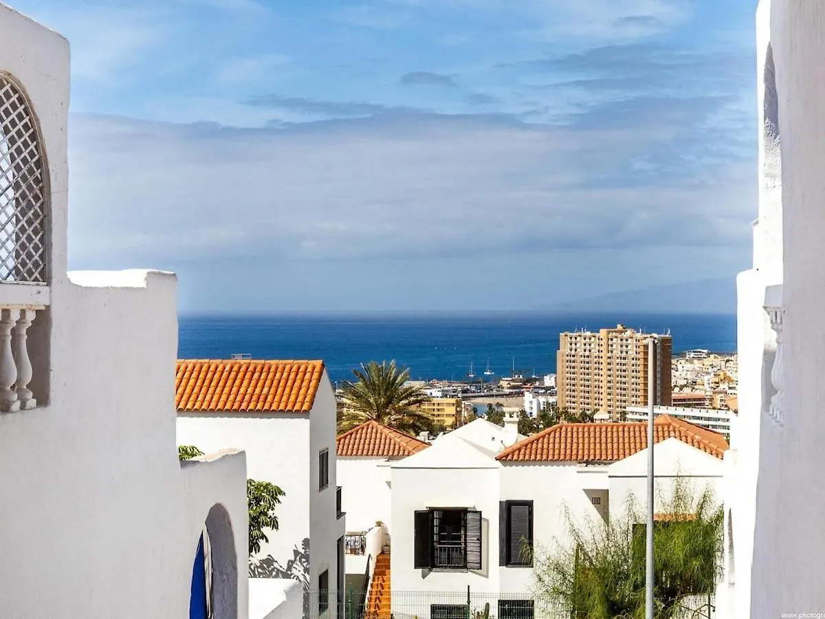 Port Royale Shine And Bright, Heated Pool Apartment Los Cristianos